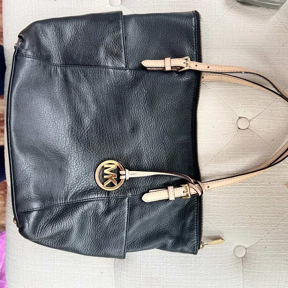 Michael Kors, Jet Set, Large Travel Tote Shoulder Bag Saffiano Leather, Black - Picture 10 of 12